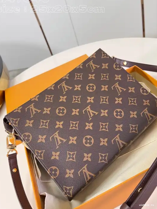 WIS Pouch-25*20*5.5CM VUITTON Monogram Toiletry LOUIS 0322