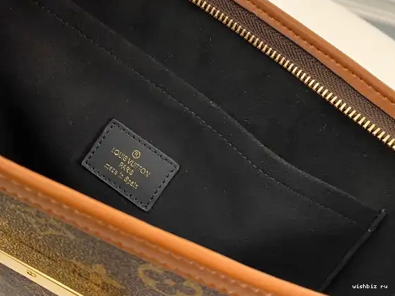 WIS CHANELUTCH LOUIS VUITTON 0321