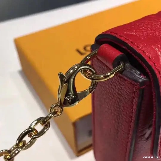 WIS Vuitton Louis POCHETTE FÉLICIE 0320