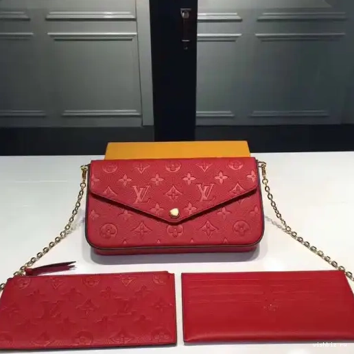 WIS Vuitton Louis POCHETTE FÉLICIE 0320
