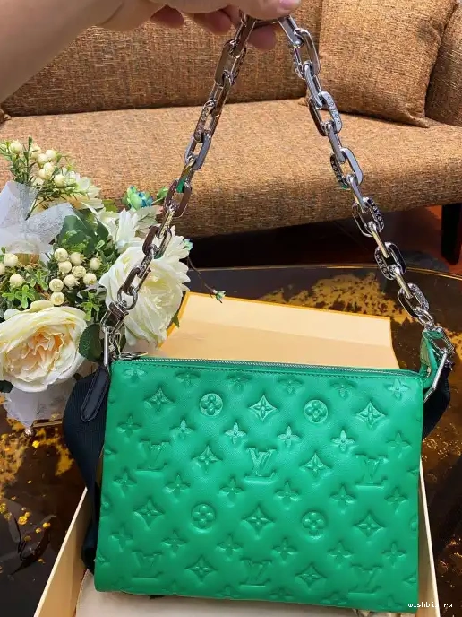 WIS COUSSIN VUITTON LOUIS PM 0321