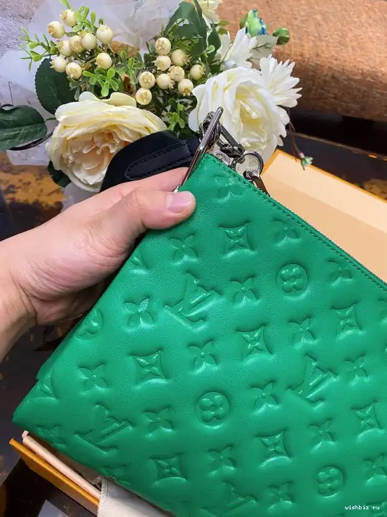WIS COUSSIN VUITTON LOUIS PM 0321