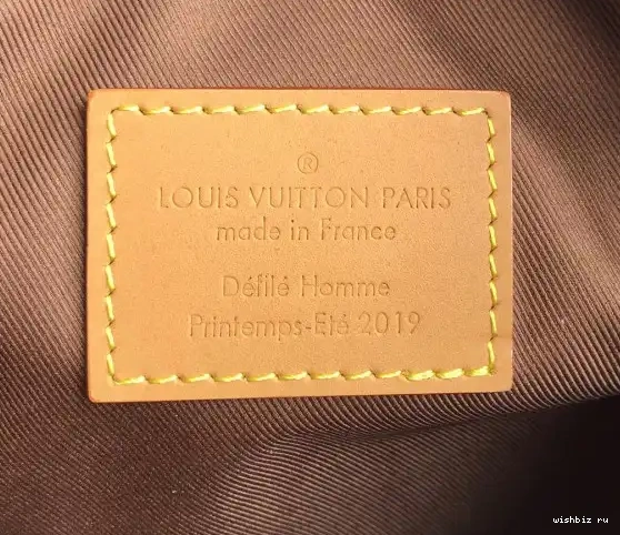 WIS BOX VUITTON LOUIS 0322